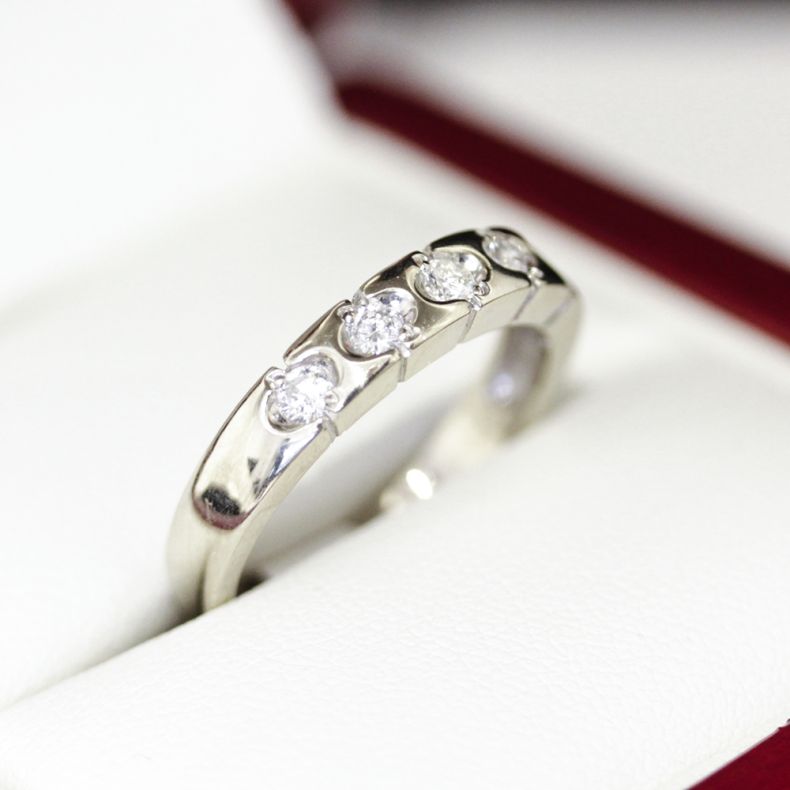 Emerald Shape White Diamond Ring – Linneys Jewellery