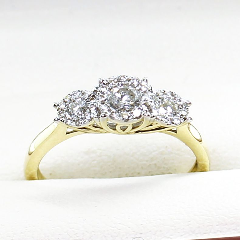 Flattering VINTAGE Diamond Ring – Fancy Flea Antiques