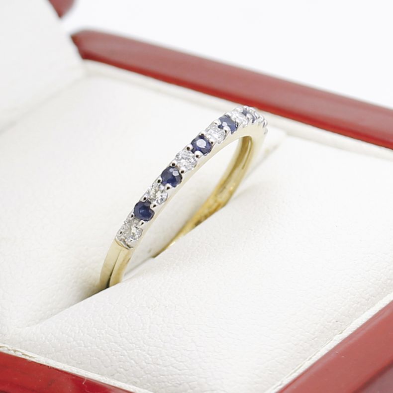 18ct Yellow Gold Sapphire & Diamond 7 Stone Ring – R J Morris Jewellers