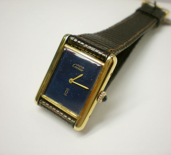 Cartier watch features a vermiel case 