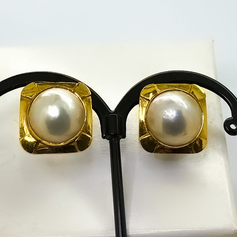 22K YELLOW AND WHITE GOLD PEARL EARRINGS – Omar Jewelers