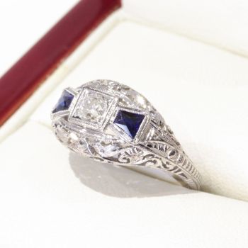 Antique white gold Diamond and Sapphire engagement ring