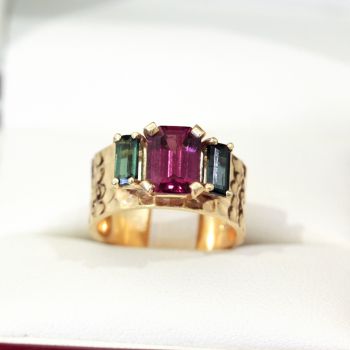 Pink Tourmaline and Green Tourmaline, Vintage Jewellery, Sydney Vintage Jewellery, Australia Vintage Jewellery, Sydney Antique Jewellery, Three Stone Ring, Vintage Tourmaline Three Stone Emerald Cut Ring, with 