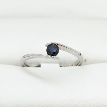 Sydney Antique White Gold rings, Sydney Antique Rings, Vintage and Antique Jewellery, Vintage Engagement Rings, Antique Engagement Rings, Antique Jewellery, Vintage Jewellery Sydney, Sapphire White Gold Rings, 