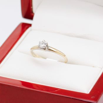Vintage Solitaire Diamond Ring, Engagement Ring or Diamond Dress Ring, Vintage Engagement Ring, Vintage Engagement Rings, Sydney Vintage Jewellery, Vintage Solitaire Engagement Ring, Antique Jewellery, 