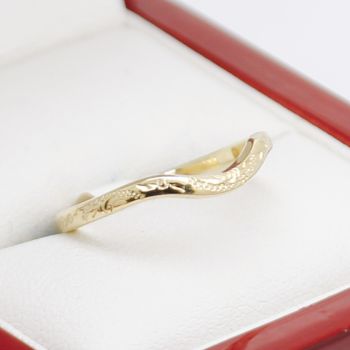 Hand Engraved Fitted Band Ring