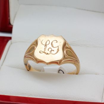 Australian Vintage Gold Mens Signet Ring