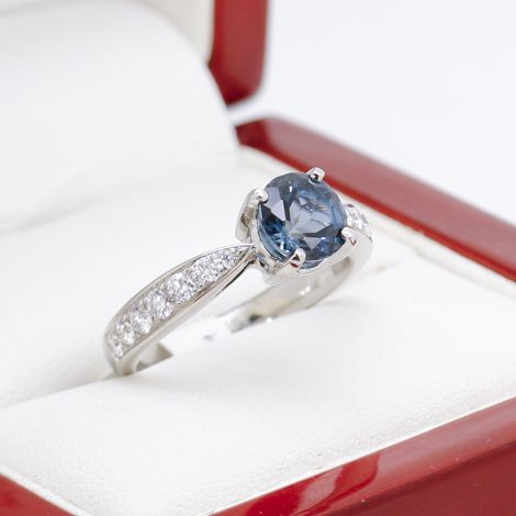 Blue London Topaz Ring, Topaz Diamond Ring, Estate Diamond Ring, Estate Topaz Ring, Estate Jewellery, Sydney Vintage Rings, Sydney Estate Rings, Australia Estate Rings, 