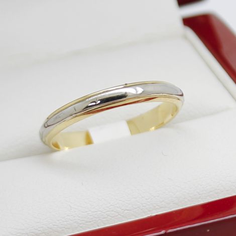 Two-tone Palladium and gold ring, 18ct yellow gold with Palladium band, Art Deco-inspired engraved wedding ring, Unique dash mark design wedding band, Vintage elegance in a two-tone ring, Classic meets modern in a Palladium and gold band, Exquisite Art De