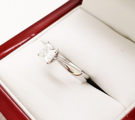 Engagement Rings Sydney, Modern VS1 / G Princess Cut Diamond Solitaire with GIA Certificate
