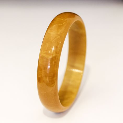 Vintage marbled Butterscotch Bakelite bangle.  Great Deco bangle.