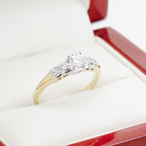 Vintage Engagement ring in yellow gold, Art Deco Diamond Engagement Ring, Antique Diamond Ring, Vintage Sydney Engagement Rings, Sydney Vintage Jewellery, Australia Vintage Jewellery, Sydney Antique Jewellery, Vintage Two Tone Ring, Vintage Handmade Diamo