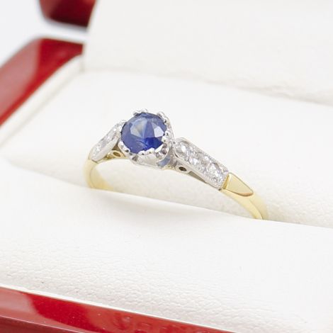 Sapphire Art deco Rings, Art deco Rings, art deco engagement rings, art deco Diamond ring, art deco engagement ring, vintage engagement rings australia, antique wedding rings, antique wedding rings Sydney, antique wedding rings Australia, antique jeweller