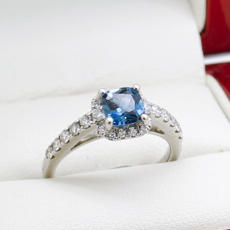 Vintage Topaz Diamond Ring, Vintage Ring, Vintage Platinum Ring, Vintage Platinum Jewellery, Vintage Jewellery, Antique Jewellery, Estate Jewellery, Vintage Engagement Rings, Estate Diamond Ring, Sydney Vintage Jewellery, Vintage Jewellery Sydney, Sydney 